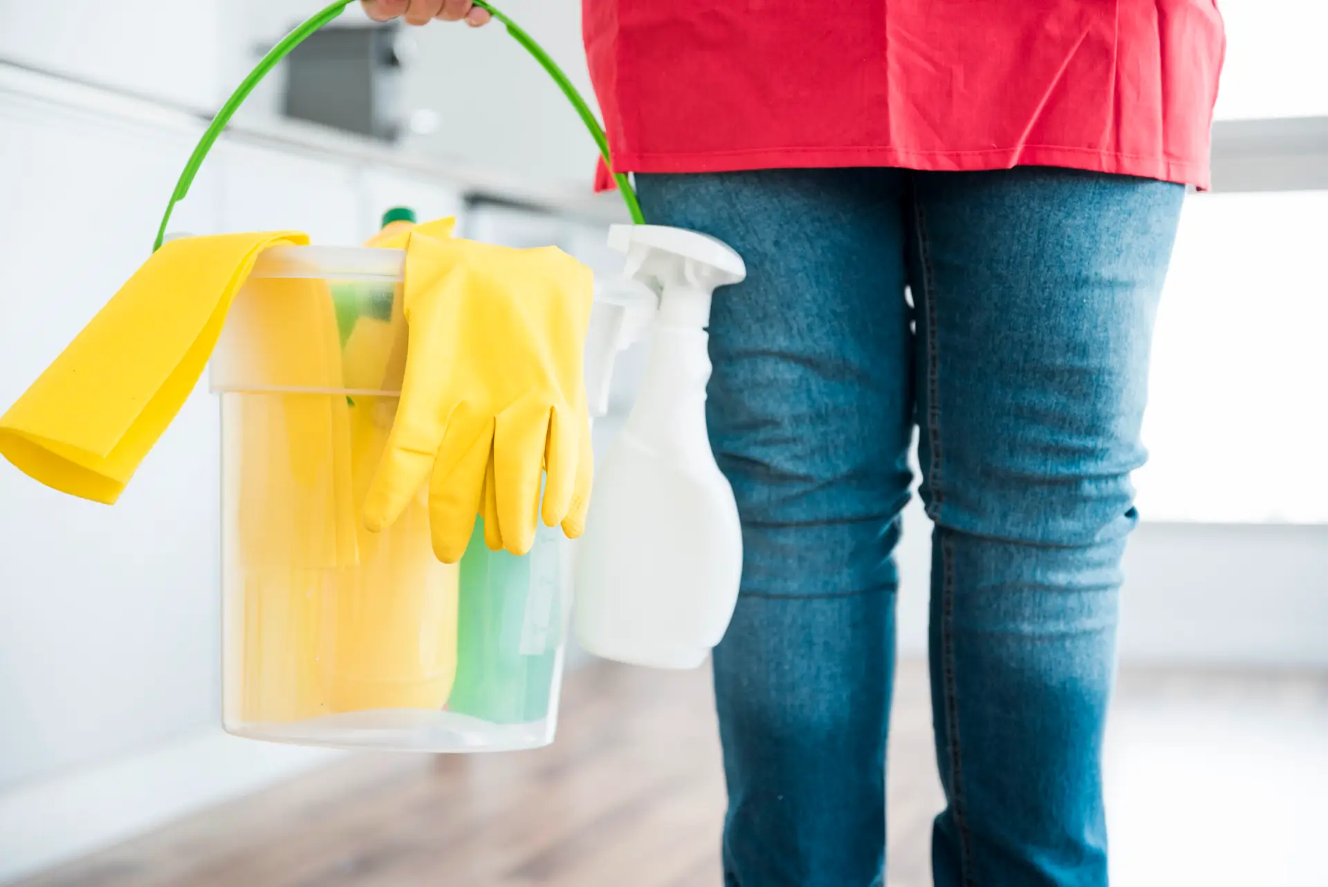 Deep Cleaning vs Regular Cleaning