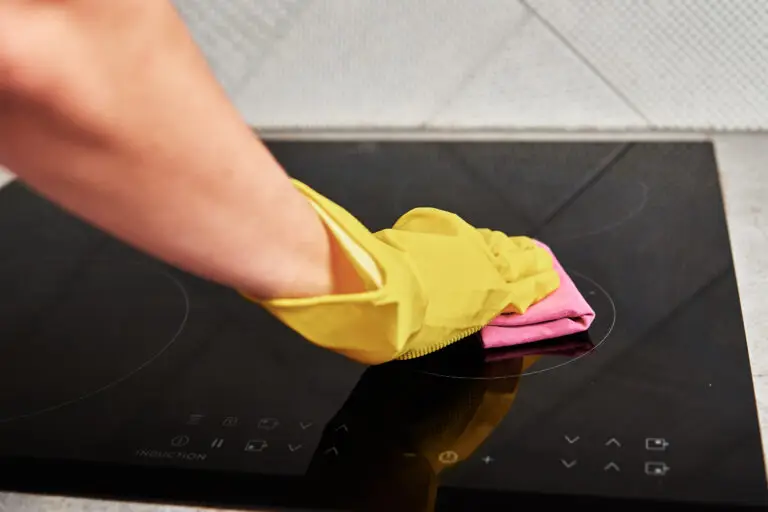 How to Clean an Electric Stove Top?