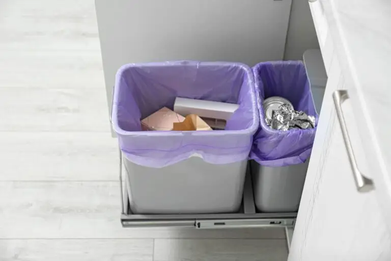 How to Clean Kitchen Trash Bins and Prevent Odors?
